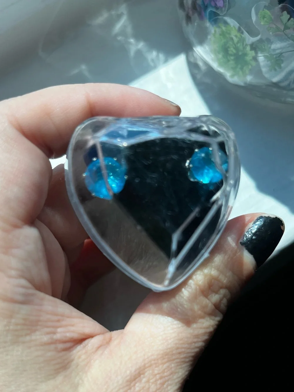Gorgeous Blue Heart Earrings in Clear Case -brand new